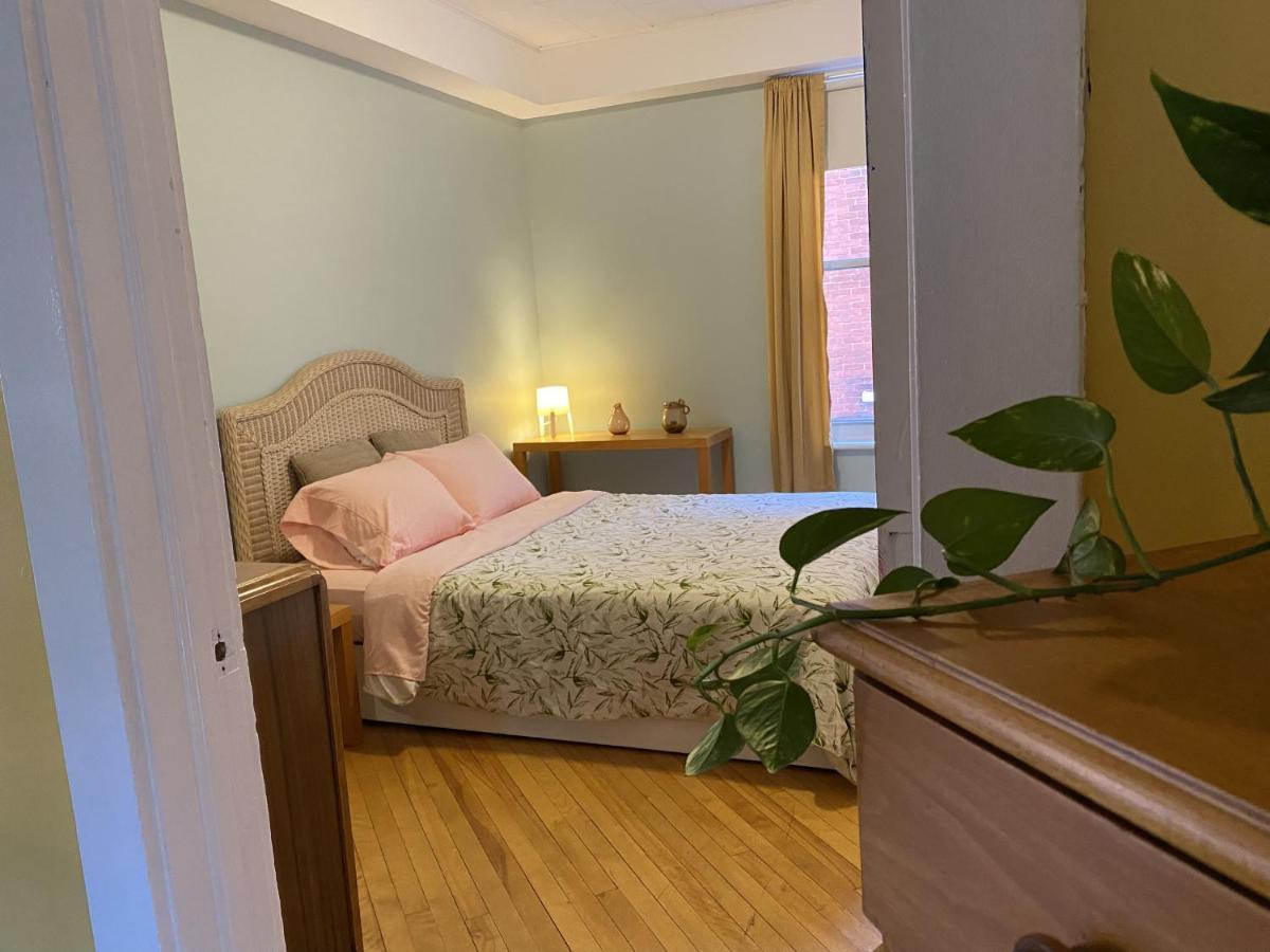 Auberge Du Monde Trois-Rivieres Bagian luar foto