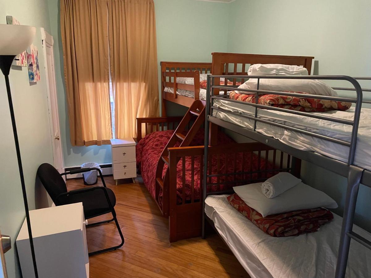 Auberge Du Monde Trois-Rivieres Bagian luar foto