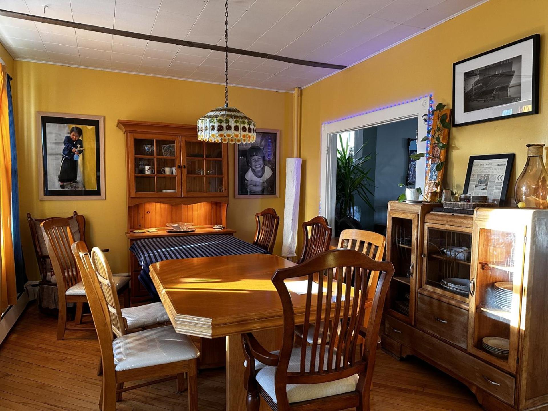 Auberge Du Monde Trois-Rivieres Bagian luar foto